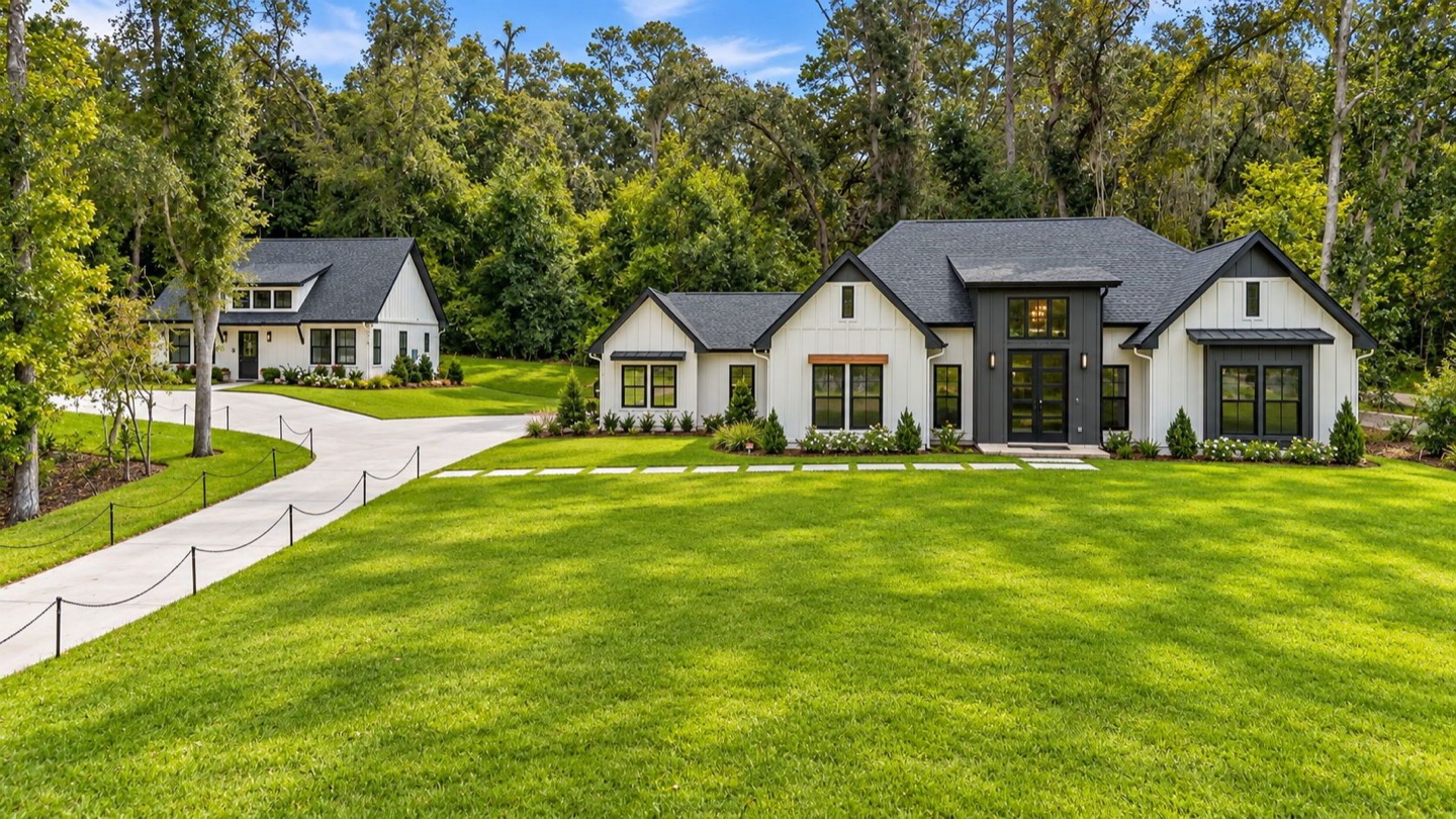 Luxe with the Cottage behind it on the same lot